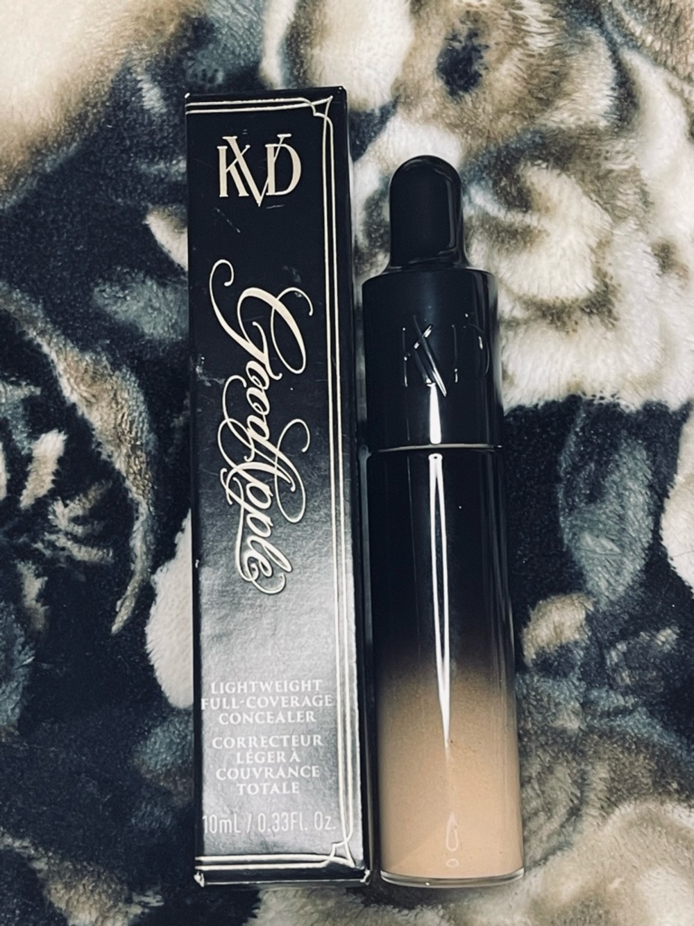 KVD Light 105 Good Apple Lightweight Full Coverage Concealer - Picture 4 of 4